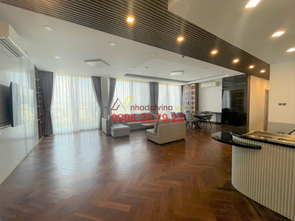 Bán Căn Hô Penthouse Midtown Gia 26 Ty