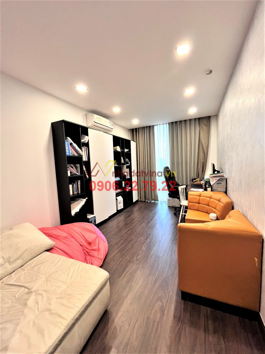 Bán Căn Hộ Penthouse Midtown 255m2 Giá 34 Tỷ