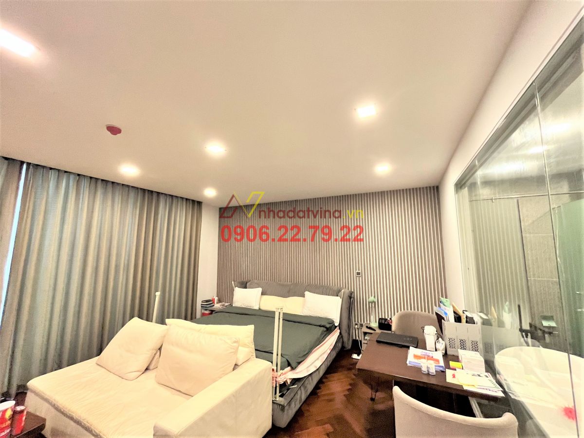 Bán Căn Hộ Penthouse Midtown 255m2 Giá 34 Tỷ