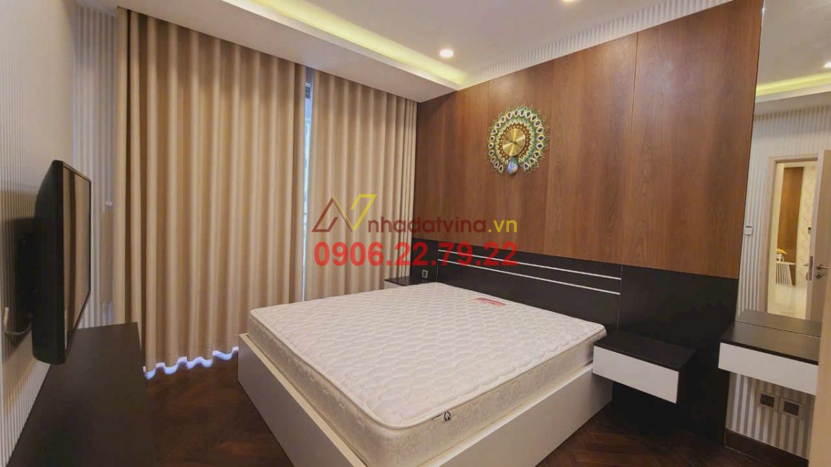 Bán Căn Hộ Midtown 2 Phòng Ngủ Giá Rẻ - 90m2 Chỉ 8,2 Tỷ