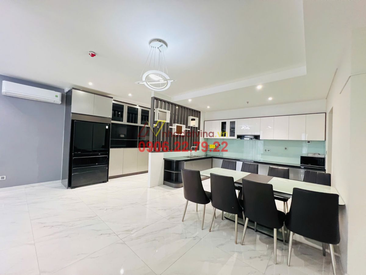 Bán Căn Hộ midtown 135m2 - Giá Bán 14 Tỷ (giá tốt)