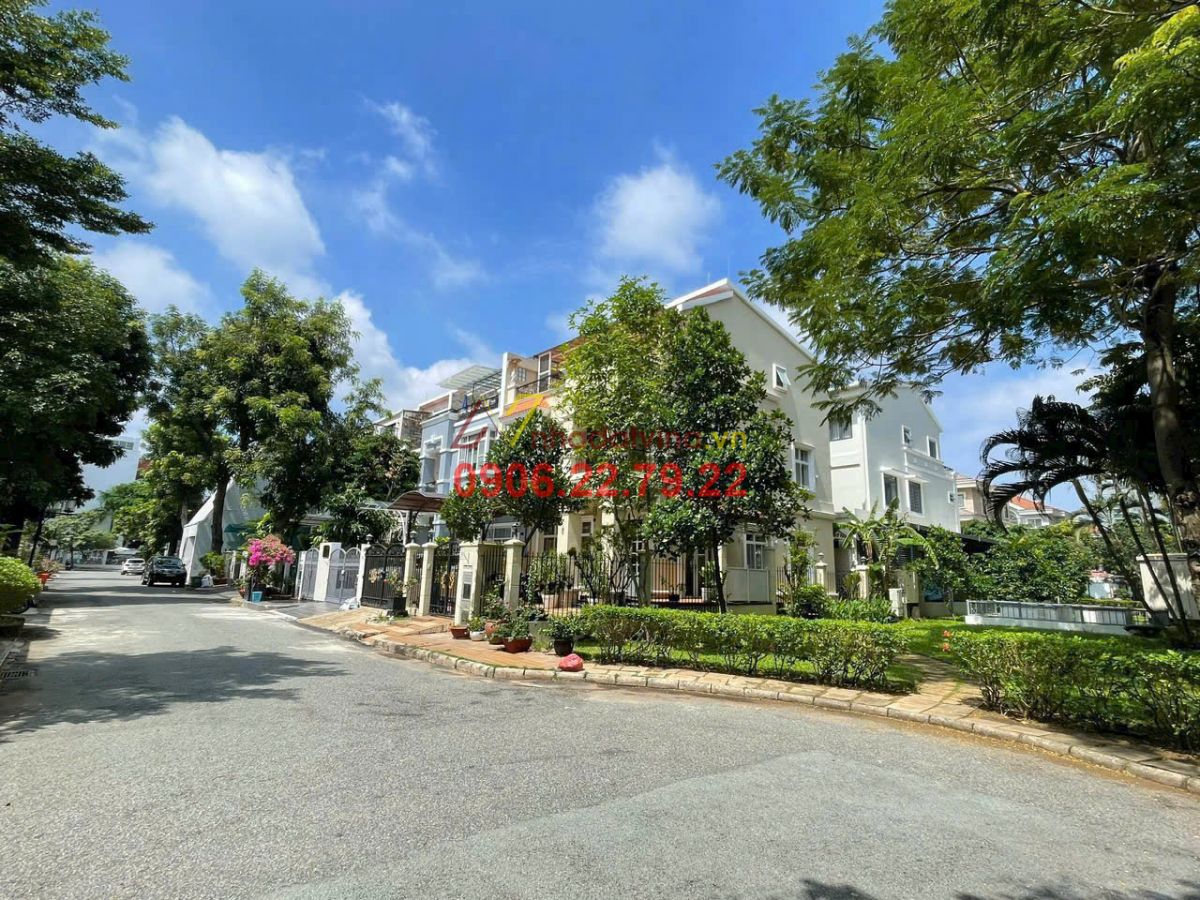 Cho Thuê Biệt Thự Mỹ Thái 3 - Phú Mỹ Hưng - Căn Góc Công Viên Giá 60tr/tháng