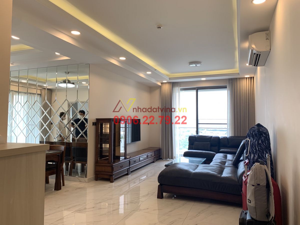 Midtown M5 2-Bedroom Corner Apartment for Rent - $1200